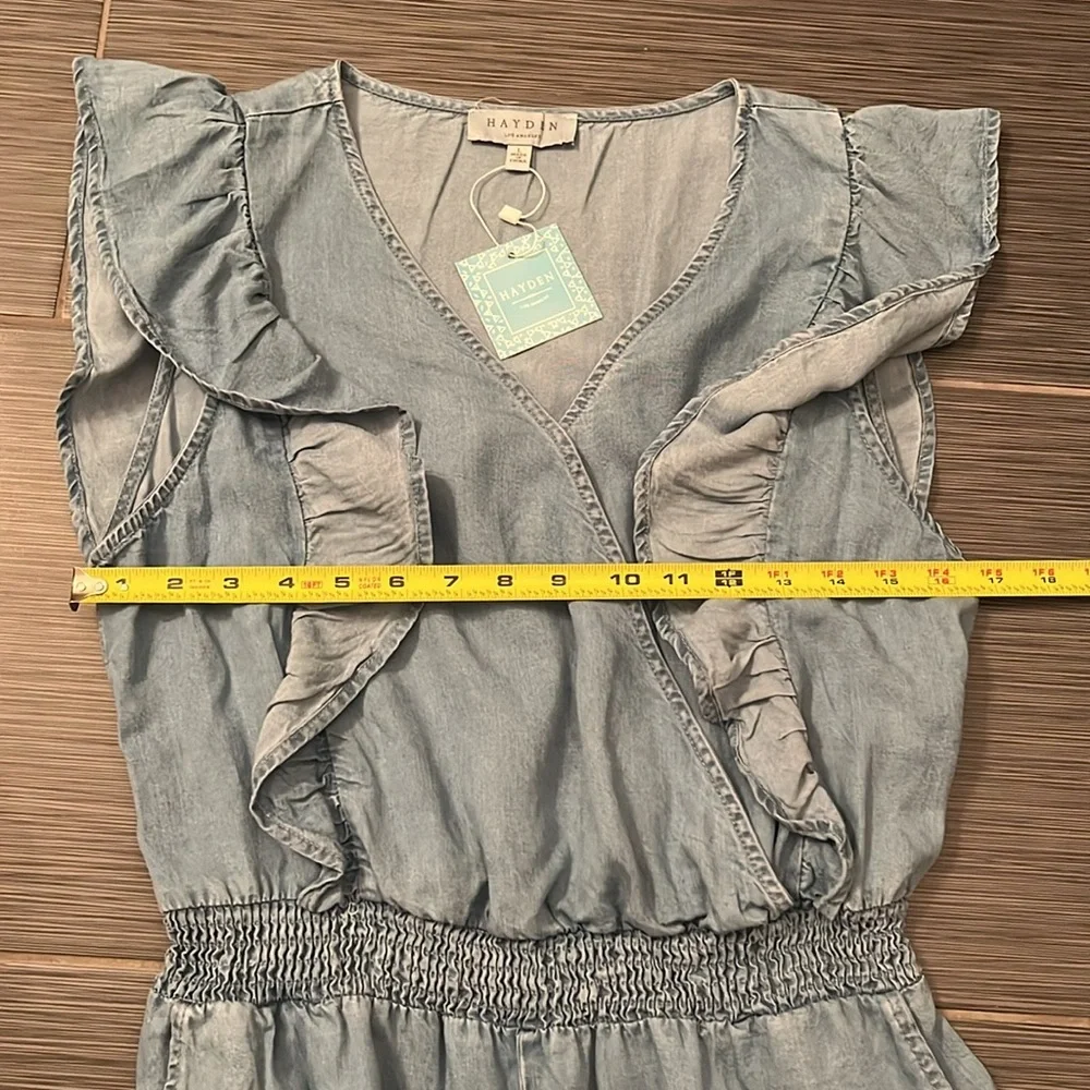 NWT Hayden Women’s‎ Denim Romper Sz Large Ruffles Surplice Top Elastic Waist